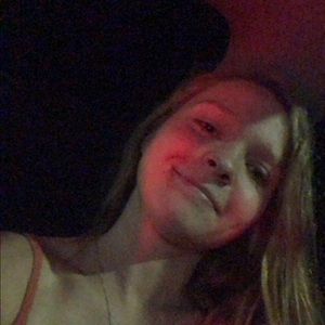 Meet your Posher, Anya